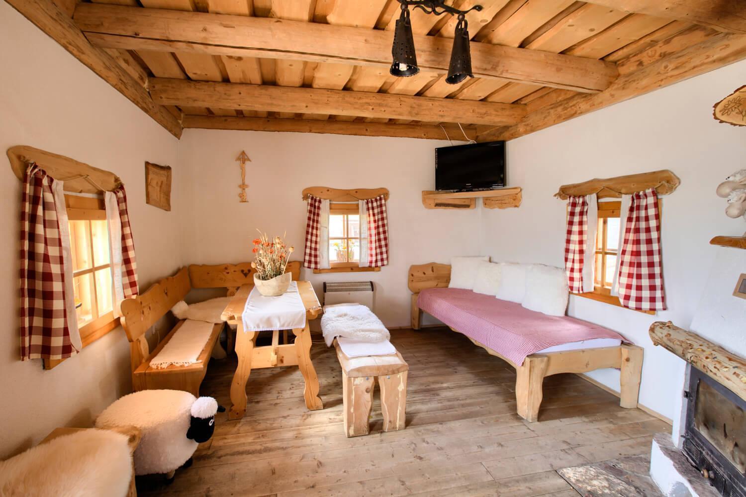 Penzion Zbojnicky Halas Tisovec Esterno foto