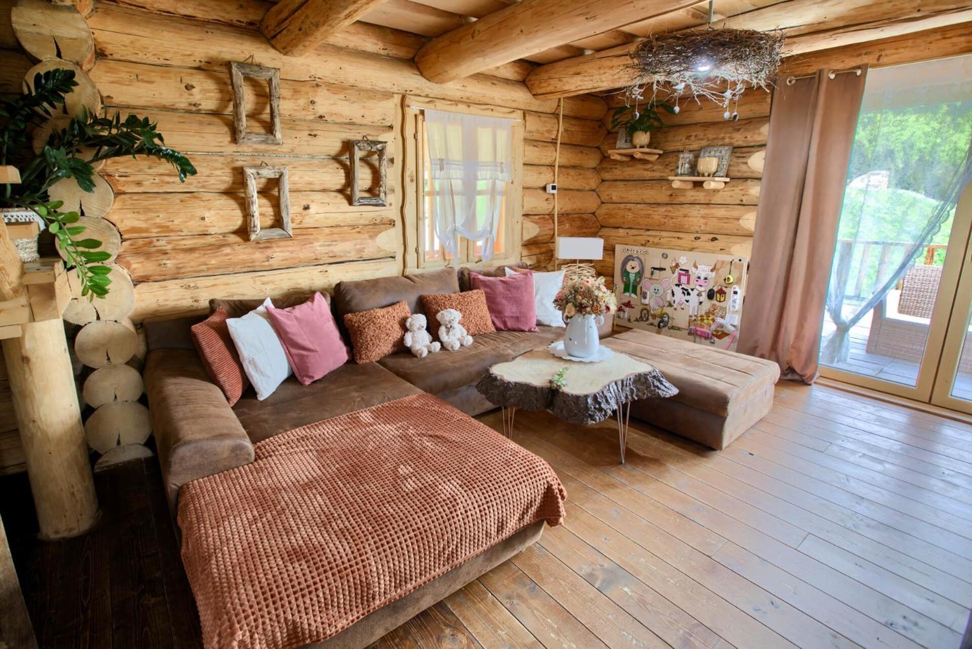 Penzion Zbojnicky Halas Tisovec Esterno foto